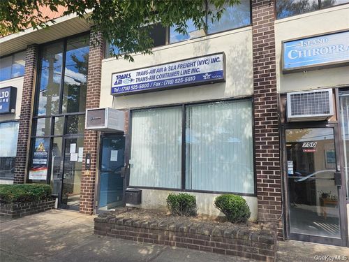 first-floor-750-754 Hempstead Tpke, Franklin Square, NY, 11010 | Card Image