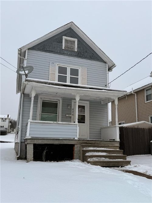 626 Todd Ave, Ellwood City, PA, 16117-1147 | Card Image