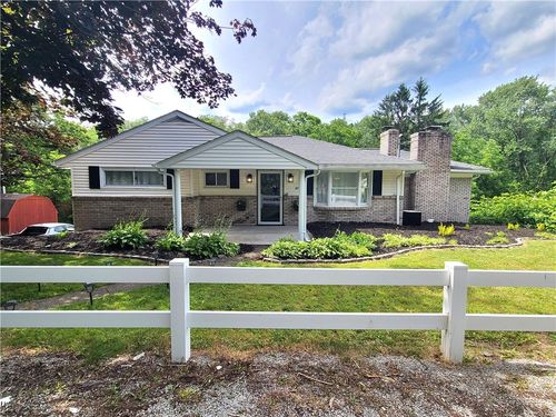 31 Penn Adamsburg Rd, Adamsburg, PA, 15611-1126 | Card Image