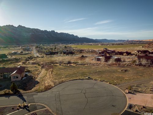 18-4265 E Lipizzan Jump, Moab, UT, 84532-3138 | Card Image