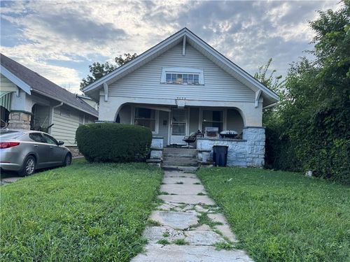 3624 Indiana Ave, Kansas City, MO, 64128-2525 | Card Image