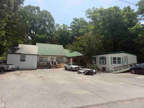 103 S Hiawatha St, Somerville, TN, 38068-1633 | Card Image