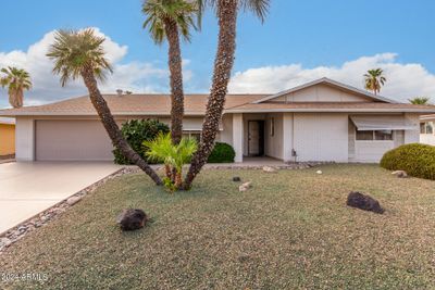 13038 W Butterfield Drive, House other with 2 bedrooms, 2 bathrooms and null parking in Sun City West AZ | Image 2