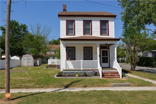 1700 Mcdaniel St, Portsmouth, VA, 23704-1731 | Card Image