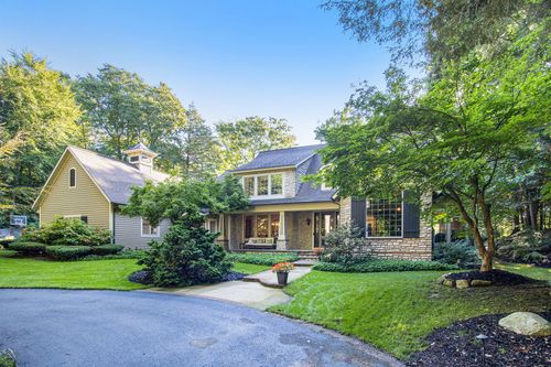 19184 Rosemary Rd, Spring Lake, MI, 49456-9657 | Card Image