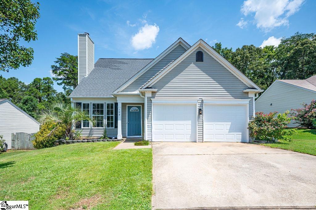 Valhalla Ln, Simpsonville, SC 29681