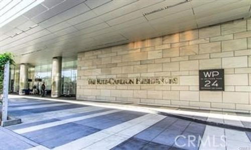 43d-900 W Olympic, Los Angeles, CA, 90015 | Card Image