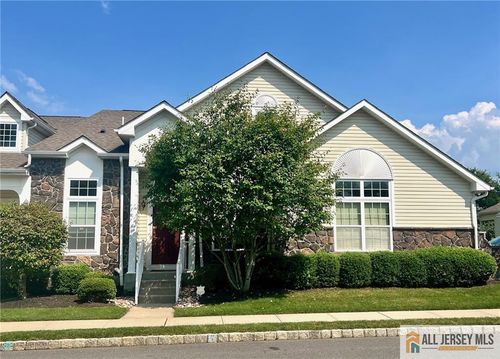 802 Schindler Dr N, Monmouth Junction, NJ, 08852-3532 | Card Image