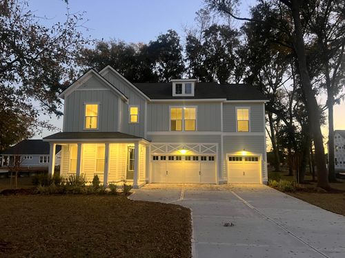 2027 River Bend Dr, Charleston, SC, 29412-8034 | Card Image