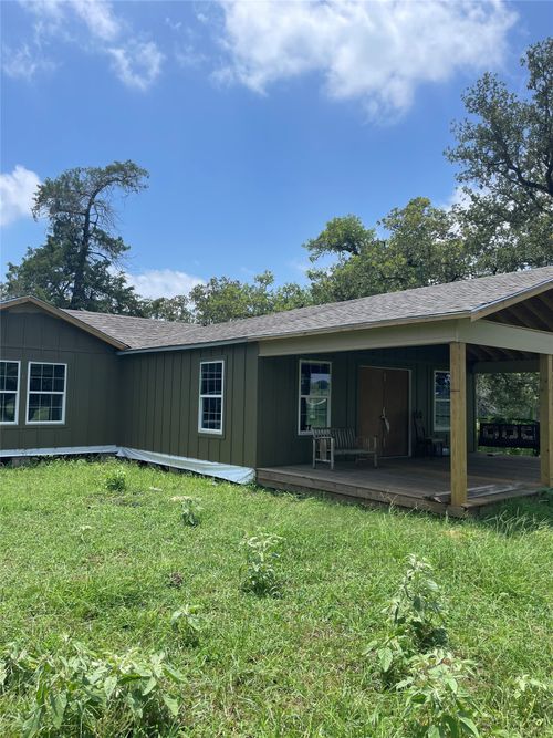 2238 Flash Circle, Luling, TX, 78648 | Card Image