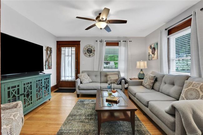185 E Chester St, House other with 3 bedrooms, 2 bathrooms and 1 parking in Kingston NY | Image 4