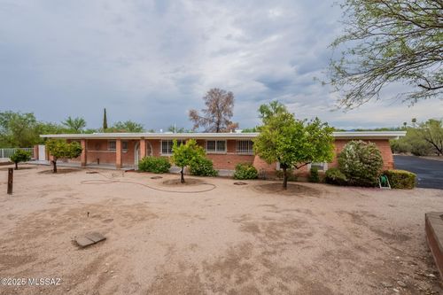 9975 E Creek St, Tucson, AZ, 85730-1533 | Card Image