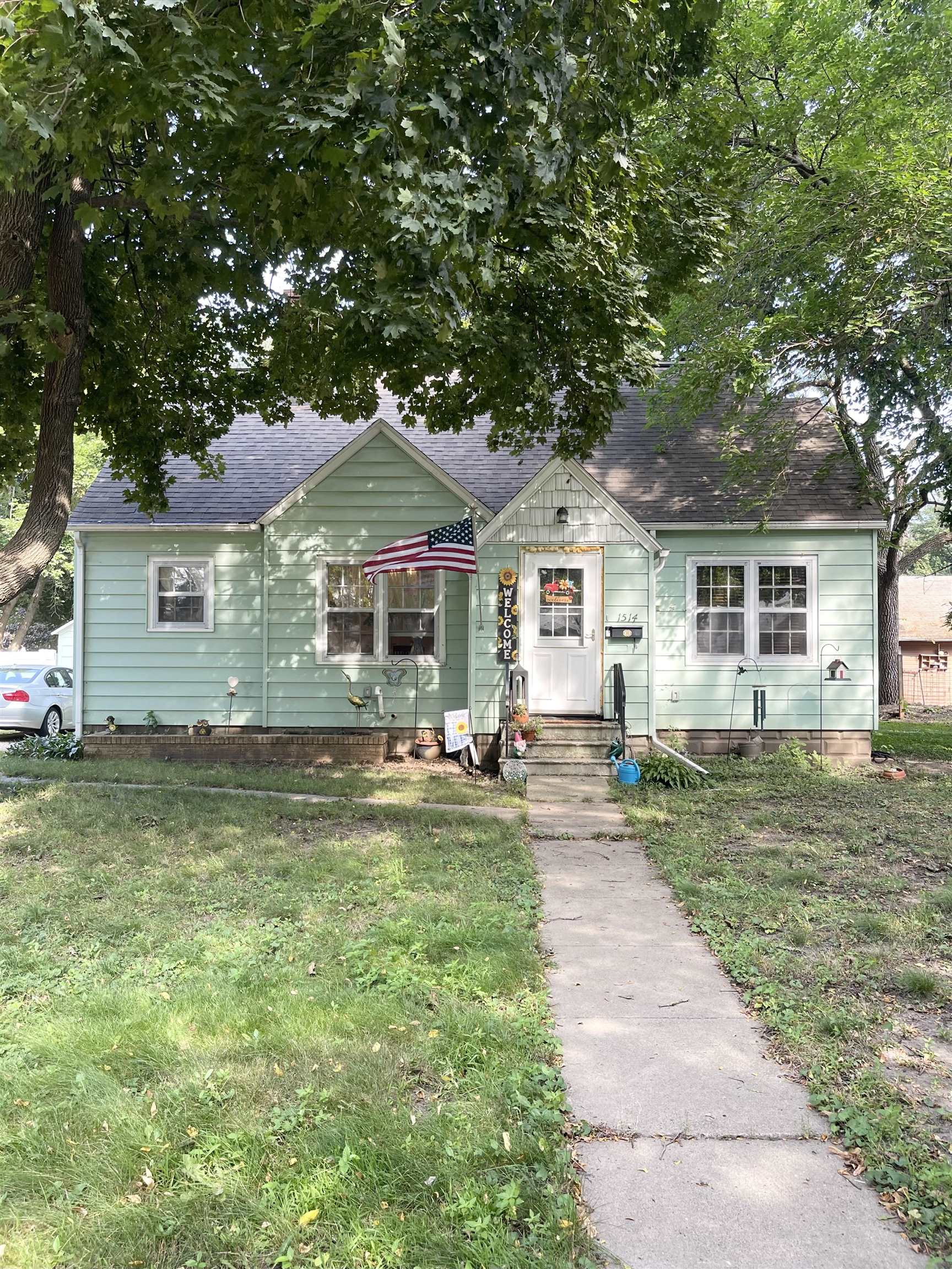 1st Ave, Spencer, IA 51301