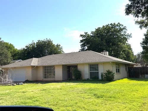 2117 Woodridge Dr, Abilene, TX, 79605-5633 | Card Image