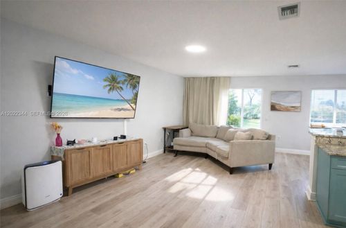 6613 Old Farm Trl, Boynton Beach, FL, 33437-7903 | Card Image