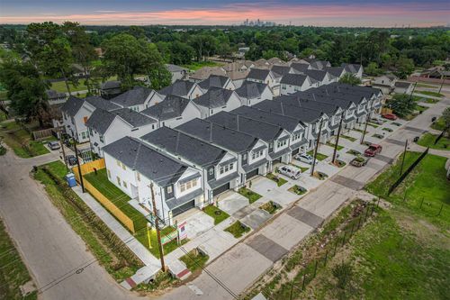 5630 Balbo St, Houston, TX, 77091-4602 | Card Image