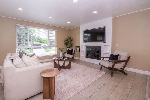 6123 Rodeo Ln, Salt Lake City, UT, 84121-2033 | Card Image