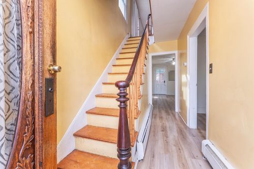 143 Prospect St, Kingston, NY, 12401-5048 | Card Image