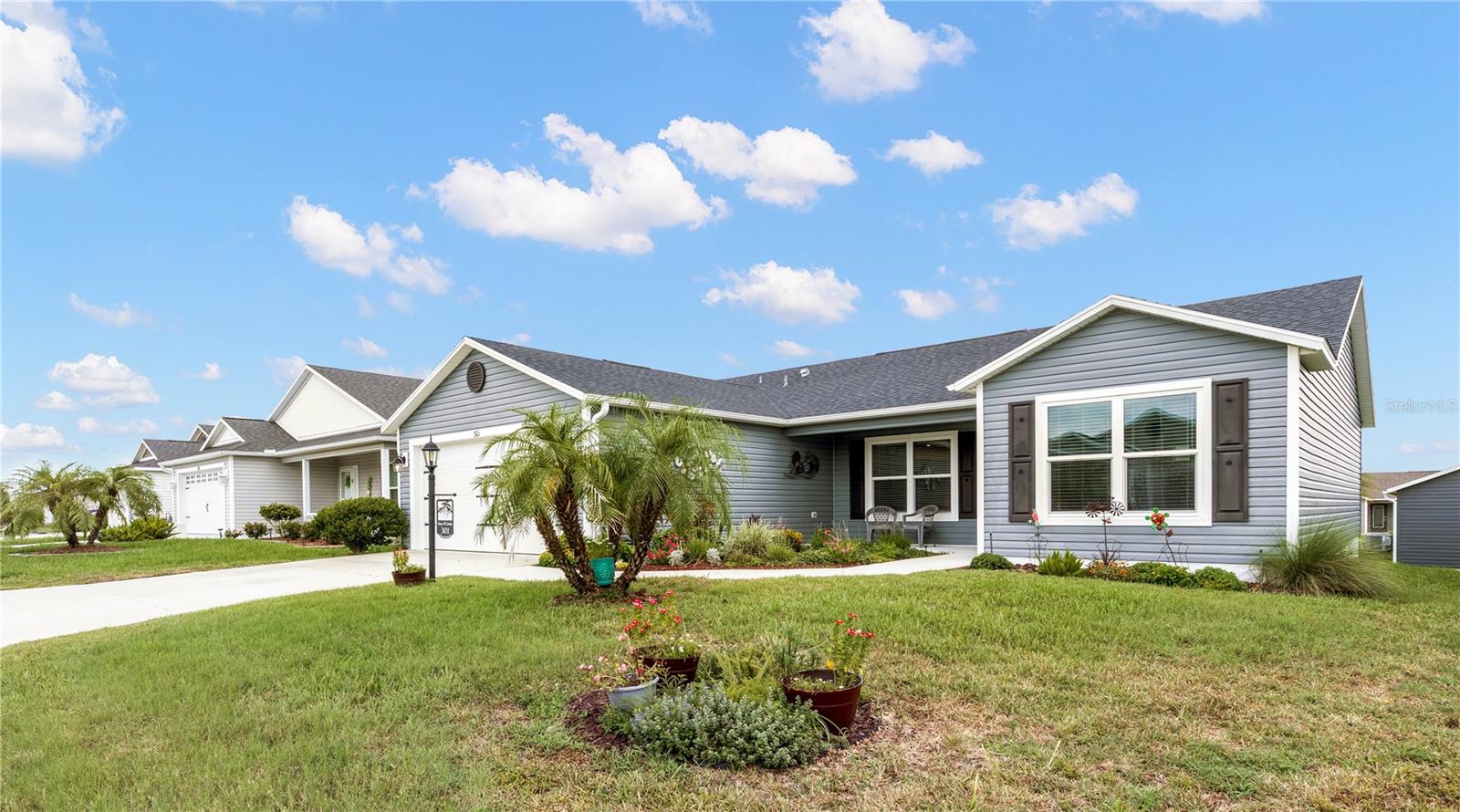 Residential in THE VILLAGES 4