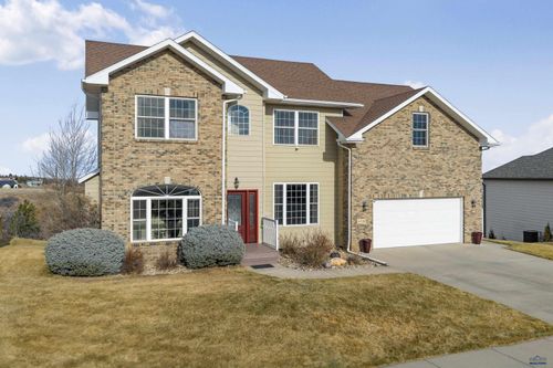 6530 Wellington Dr, Rapid City, SD, 57702 | Card Image