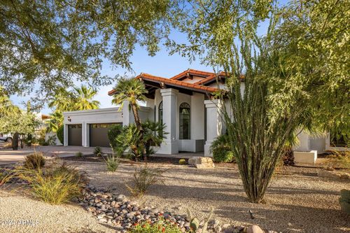 8179 E Whispering Wind Dr, Scottsdale, AZ, 85255-2841 | Card Image