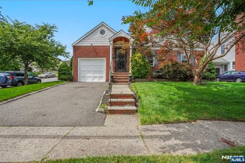 74 Starmond Ave, Clifton, NJ, 07013-2636 | Card Image