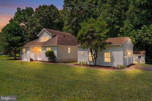 297 N Bluewater Blvd, Mineral, VA, 23117-4917 | Card Image