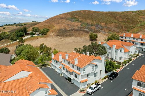 367 Westlake Vista Ln, Thousand Oaks, CA, 91362-2653 | Card Image