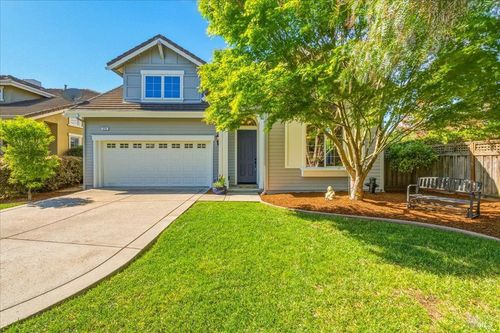 214 Ranch Court, Novato, CA, 94945 | Card Image