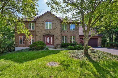 10450 Grandoaks Ln, Montgomery, OH, 45242-5033 | Card Image