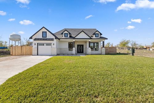 210 Jacaranda Dr, Dale, TX, 78616-2280 | Card Image