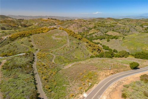 2 La Cruz Dr, Temecula, CA, 92590 | Card Image