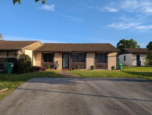 13558 Sw 48th Ln, Miami, FL, 33175-3865 | Card Image