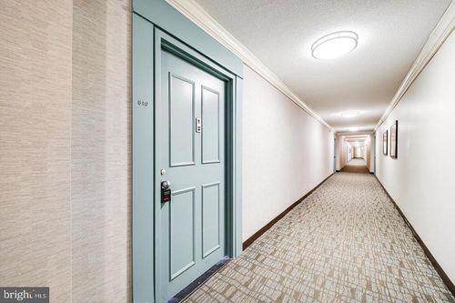 unit-810-205 Yoakum Pkwy, ALEXANDRIA, VA, 22304-3819 | Card Image