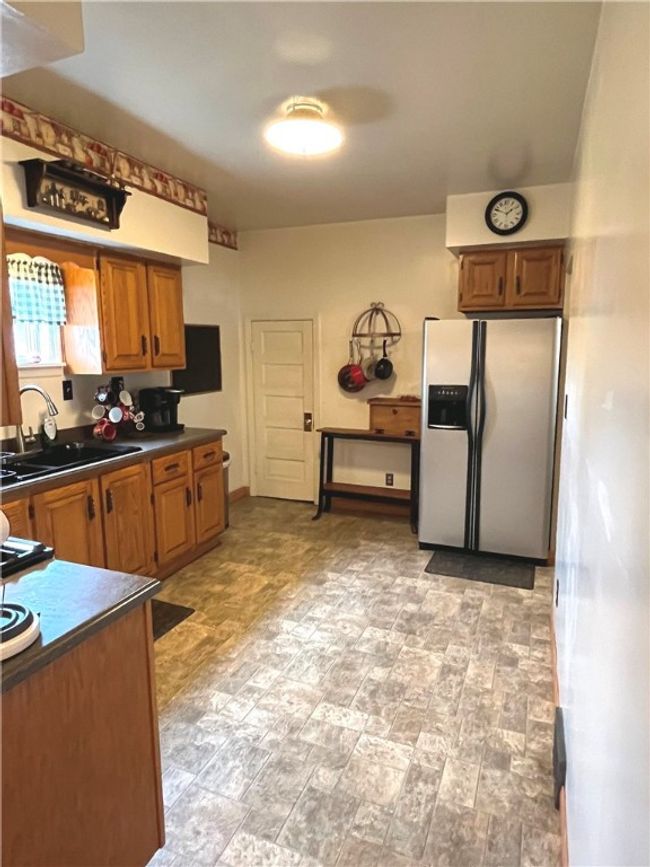 25 Jennifer St, House other with 3 bedrooms, 2 bathrooms and 1 parking in Leechburg PA | Image 14