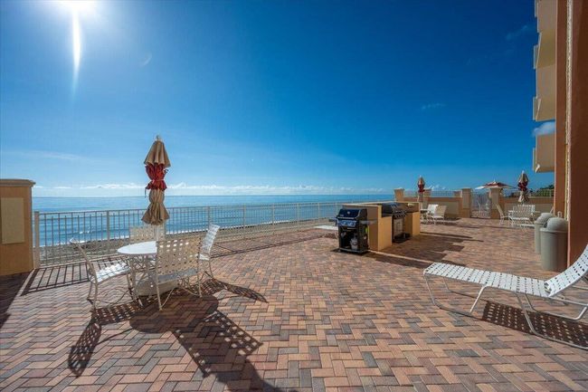APT-402 - 4505 S Ocean Blvd, Condo with 2 bedrooms, 2 bathrooms and null parking in Highland Beach FL | Image 24