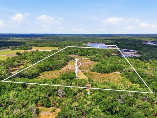 401 Se Falcon Rd, Branford, FL, 32008-5059 | Card Image