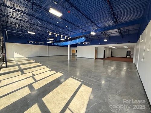 2315 Catawba Valley Boulevard Se, Hickory, NC, 28602 | Card Image