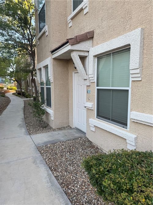 1215-10001 Peace Way, Las Vegas, NV, 89147-5709 | Card Image