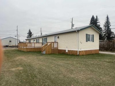 309 5 St Nw, House other with 3 bedrooms, 2 bathrooms and 2 parking in Slave Lake AB | Image 1