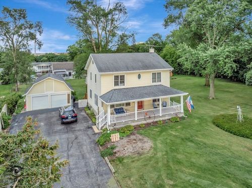 4S069 Barclay Rd, Warrenville, IL, 60563-9675 | Card Image