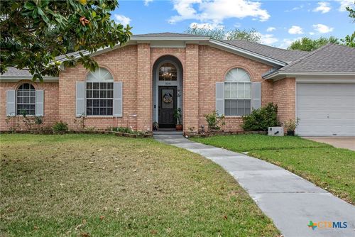 106 La Salle Blvd, Port Lavaca, TX, 77979-4915 | Card Image