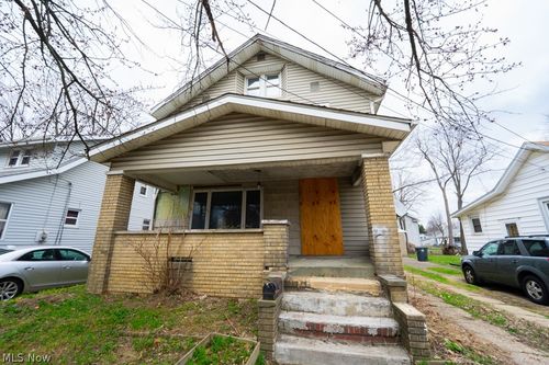 559 Morgan Ave, Akron, OH, 44311-2272 | Card Image