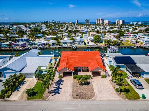 60 Aqua Ra Dr, Jensen Beach, FL, 34957-2622 | Card Image