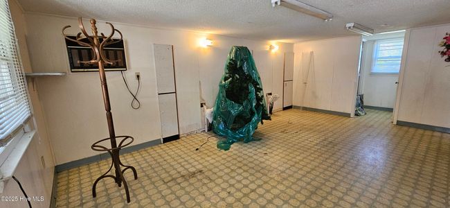 101 Oakland Blvd, House other with 3 bedrooms, 2 bathrooms and 1 parking in Clinton NC | Image 21