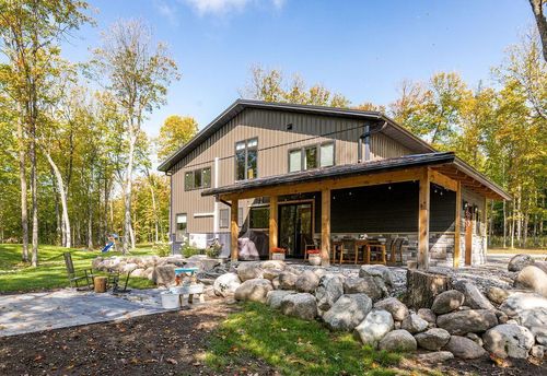 20517 Woodland Heights Dr, Grand Rapids, MN, 55744-7407 | Card Image