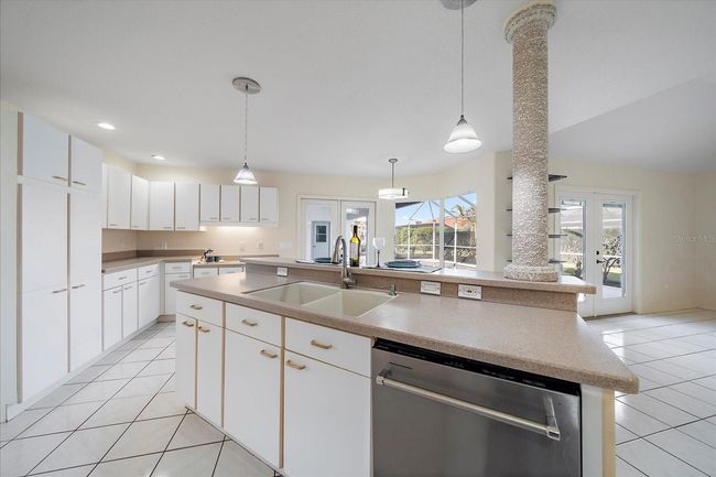 5891 Madison Rd, House other with 3 bedrooms, 3 bathrooms and null parking in VENICE FL | Image 18