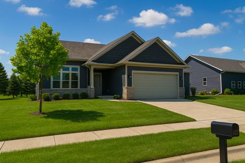 41 Brookstone Cir, Bloomington, IL, 61704-8698 | Card Image