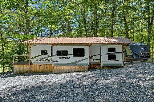 882 Stone Store Rd, Middleburgh, NY, 12122 | Card Image