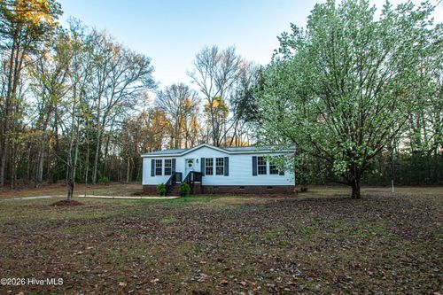 330 Boyd Lake Rd, Hamlet, NC, 28345-8150 | Card Image
